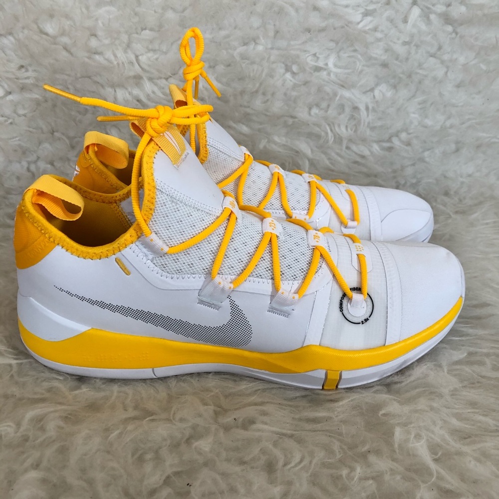 Nike Kobe Bryant ad tb promo size 13